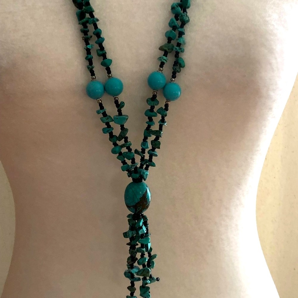 Stone tassel necklace - Picture 3 of 4